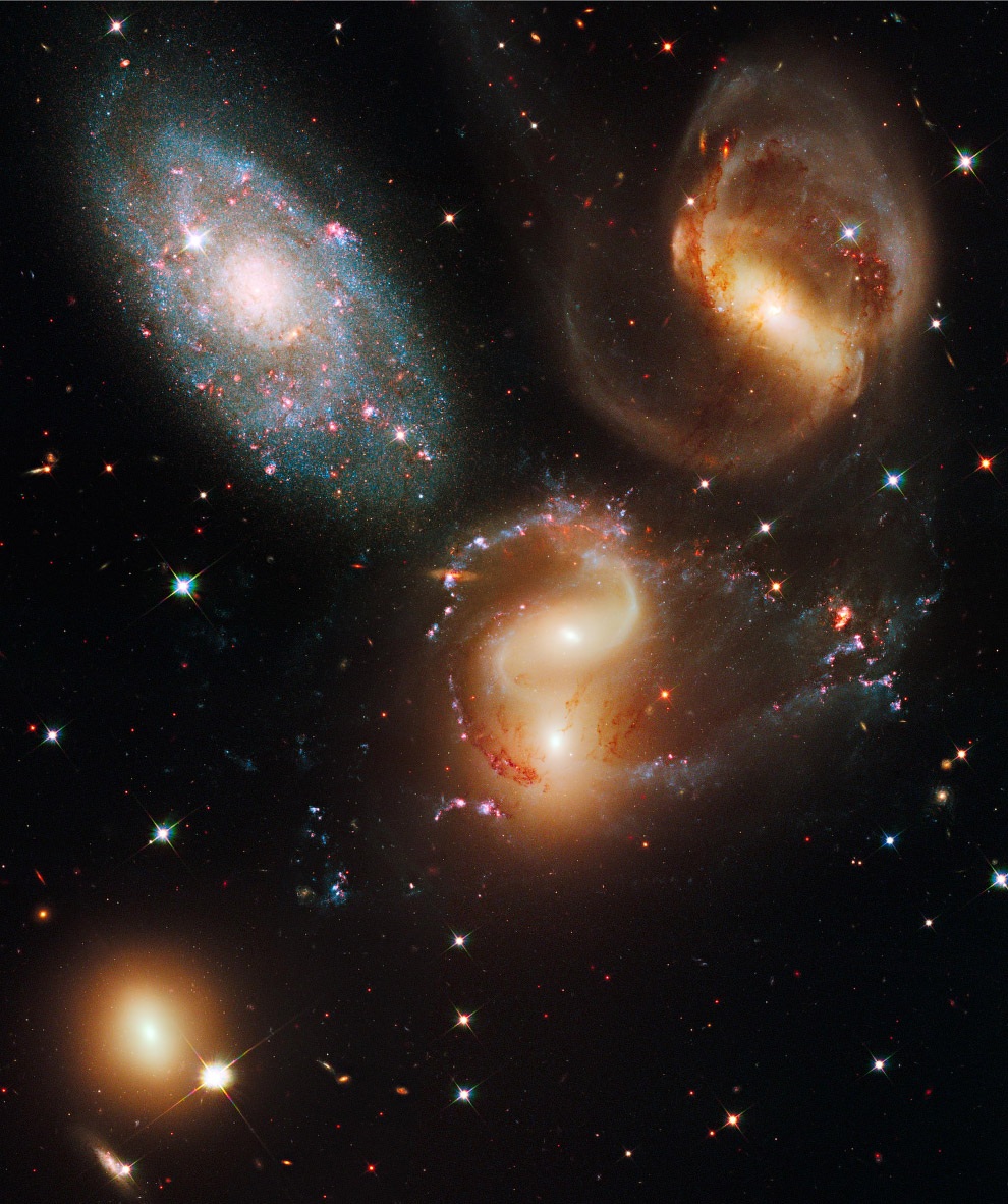 Лучшие фотографии космического телескопа "Хаббл"