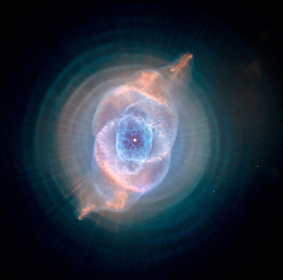 Лучшие фотографии космического телескопа "Хаббл"