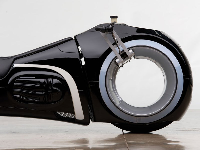 Настоящий мотоцикл Tron Light Cycle