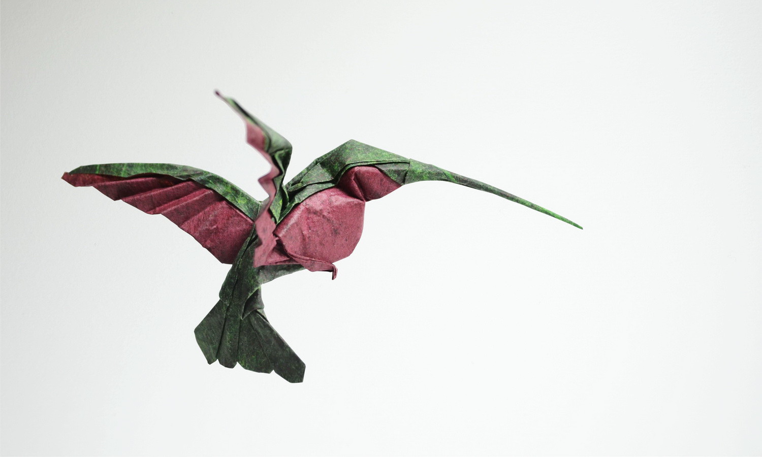 Потрясающие фигурки-оригами вьетнамского художника