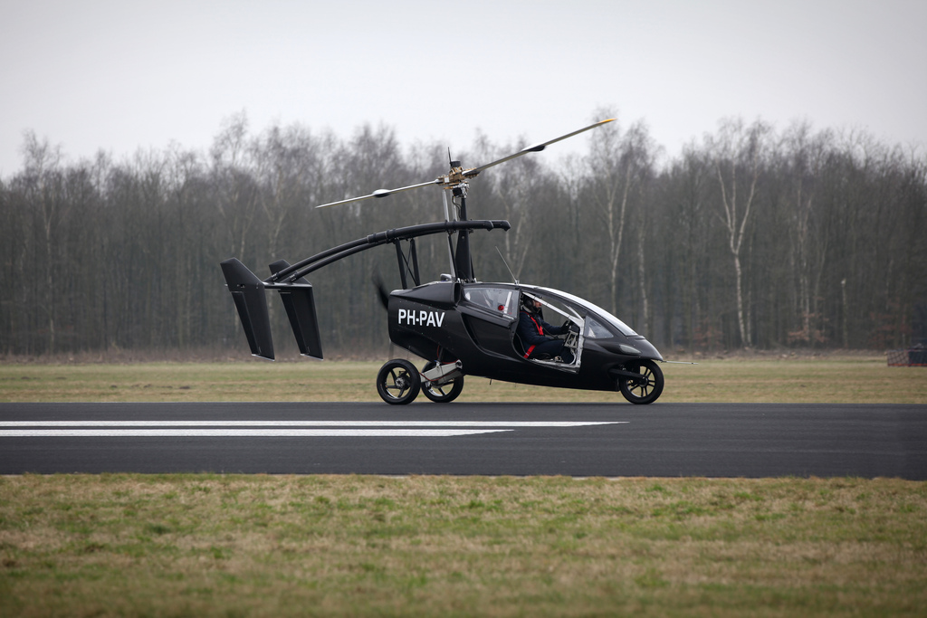 Летающий автомобиль Helicycle Pal-V