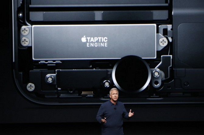 apple predstavila iphone 7 i 7 plus 7